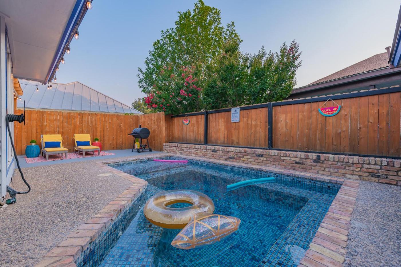 Fun 'N Sun Heated Pool & Gameroom By Fiesta Texas San Antonio Exterior foto